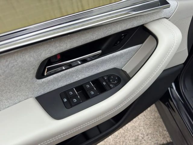 Mazda CX-60 4WD Plus Takumi e-Skyactiv