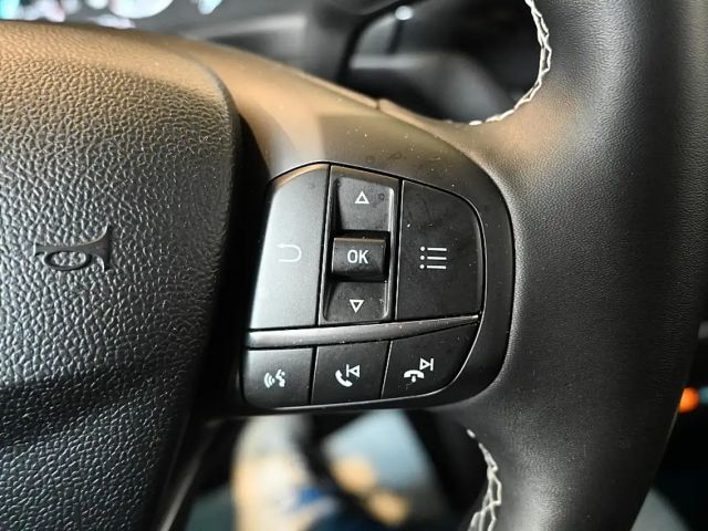 Ford Puma EcoBoost Titanium