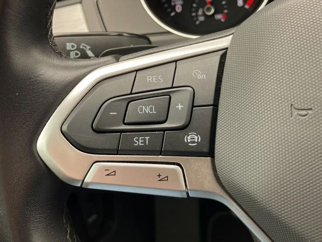 Volkswagen Passat 1.5 TSI DSG Variant