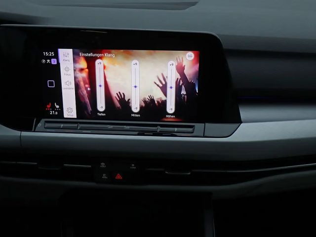 Volkswagen Golf Life Variant