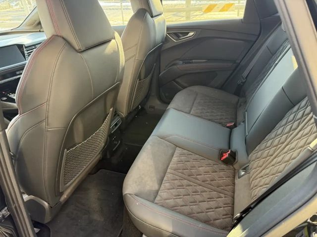 Audi Q4 e-tron Q4 45 e-tron *** "S - Line" innen + außen !!!