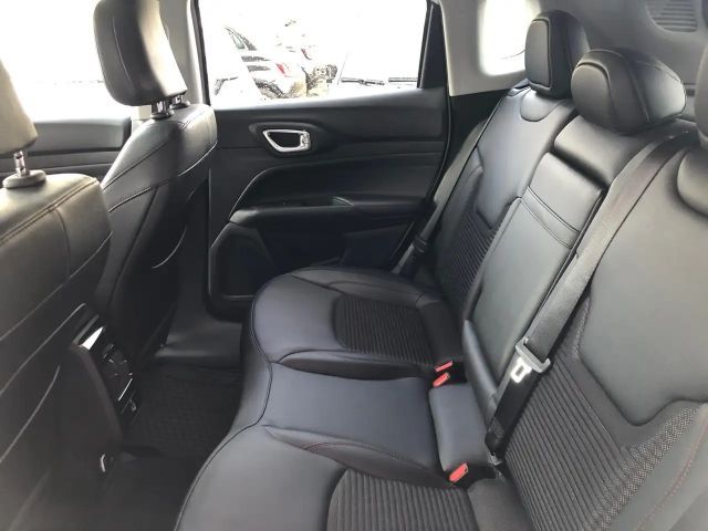 Jeep Compass Altitude