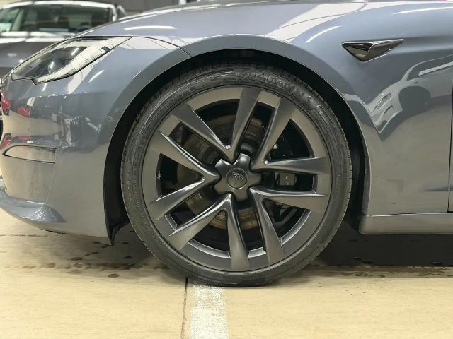 Tesla Model S Plaid