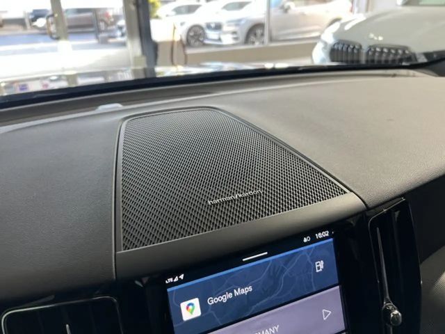 Volvo XC60 AWD Dark Plus Recharge T6