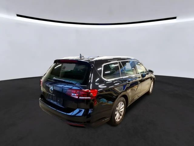 Volkswagen Passat 2.0 TDI Business DSG Variant