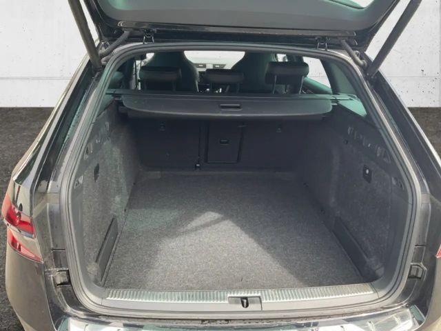 Skoda Superb 2.0 TSI Combi Sportline