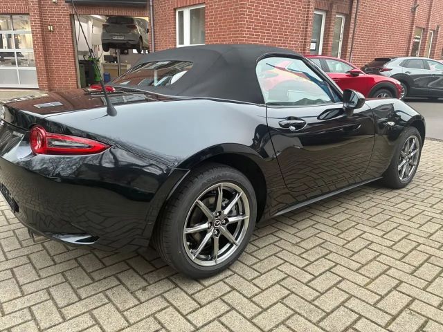 Mazda MX-5 Exclusive-line SkyActiv