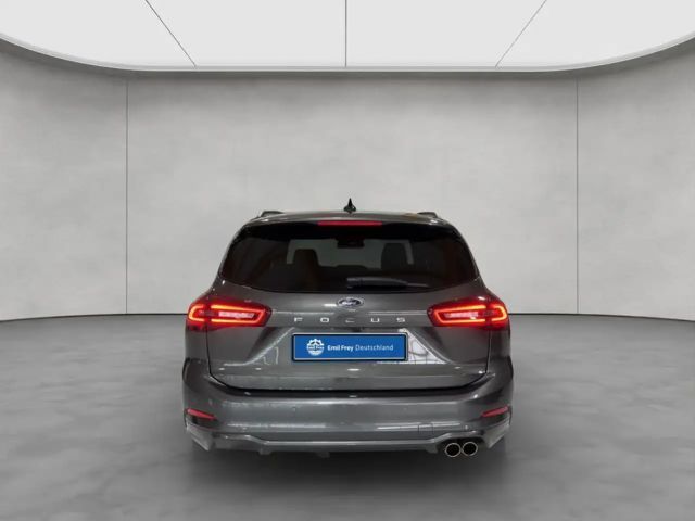 Ford Focus ST Line Wagon