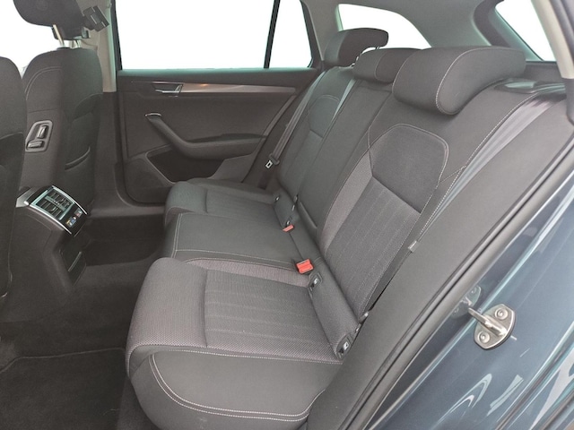 Skoda Superb 2.0 TDI Combi Style Style