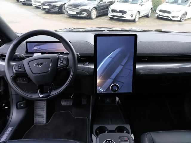 Ford Mustang Mach-E AWD GT