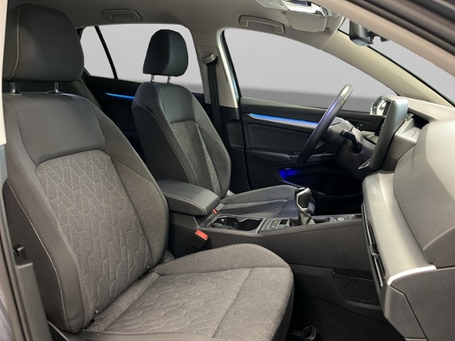 Volkswagen Golf 1.5 eTSI DSG Golf VIII