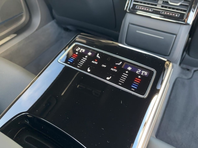 Audi A8 60 TFSI Lang Quattro