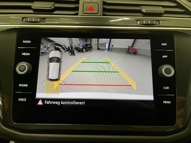 Volkswagen Tiguan Tiguan 1.5 TSI Move ACC+AHK+NAVI+KAMERA+LED