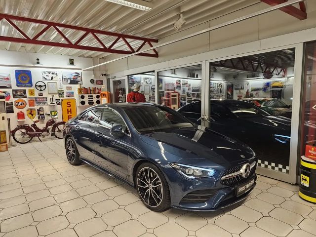 Mercedes-Benz CLA 250 4MATIC AMG Line Sedan