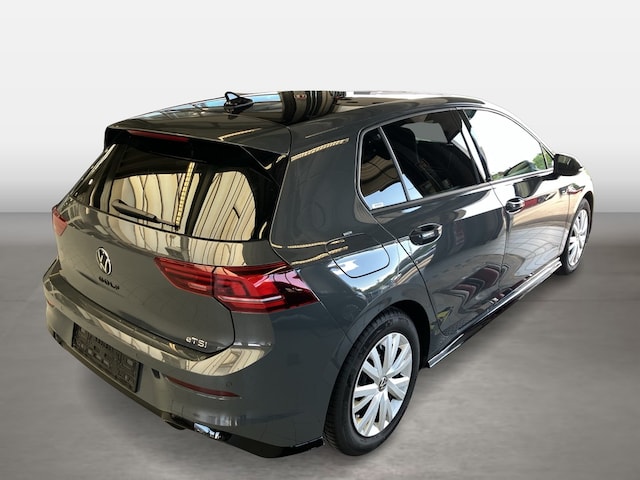 Volkswagen Golf 1.5 eTSI DSG Golf VIII R-Line