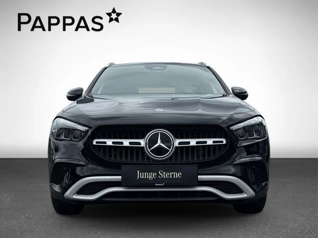 Mercedes-Benz GLA 200 PTS Cam Navi Wide LED SHZ EASY-PACK