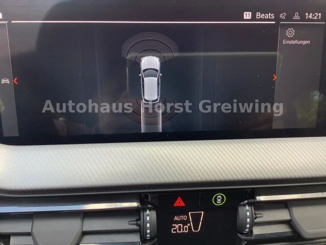 BMW 118 118i M-Sport Sedan