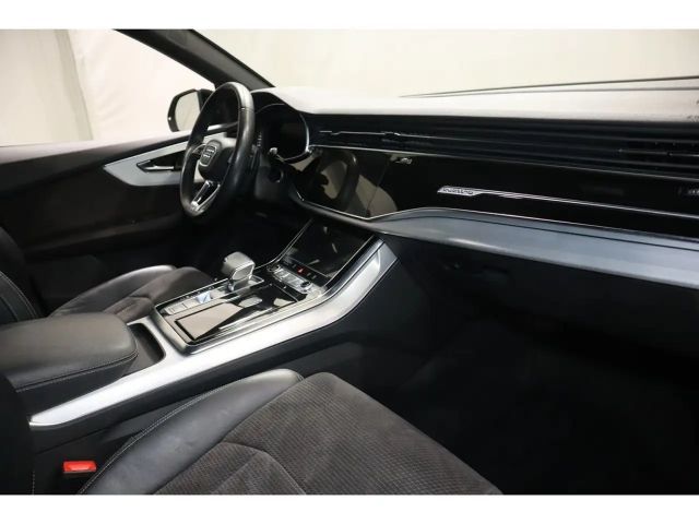 Audi Q8 55 TFSI Quattro S-Line