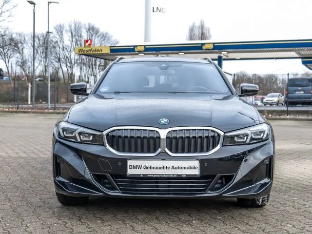 BMW 320 320e Touring