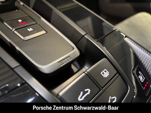 Porsche 992 4 Carrera Coupé GTS