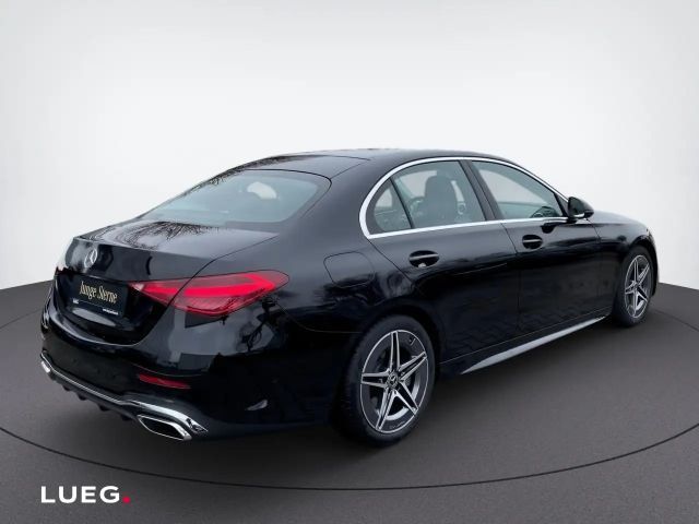 Mercedes-Benz C 200 AMG Line Sedan