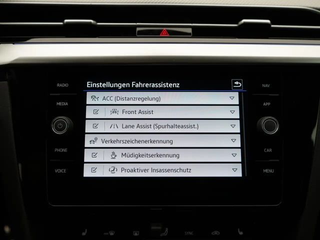 Volkswagen Arteon IQ.Drive R-Line