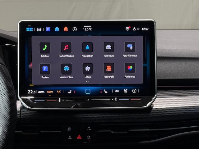 Volkswagen Golf 1.5 eTSI DSG R-Line