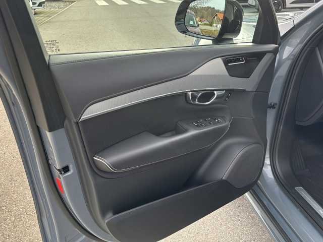 Volvo XC90 XC90 Bluetooth Vollleder Klima Standhzg Einparkhilfe el. Fenster