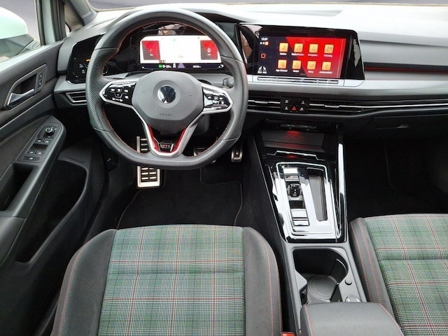 Volkswagen Golf 2.0 TSI DSG GTI