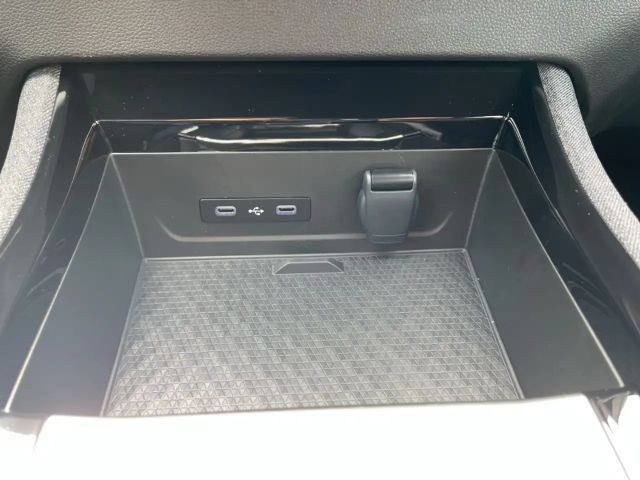 Renault Austral EVOLUTION FULL HYBRID 200 Evolution NAVI+SHZ+DAB+