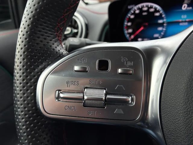 Mercedes-Benz EQB 350 4MATIC AMG Line