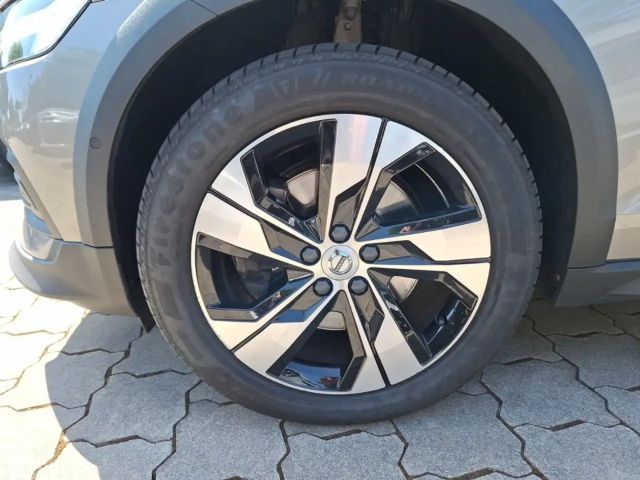 Volvo V60 Cross Country B4 Diesel *Anhängerkupplung *360 Gra