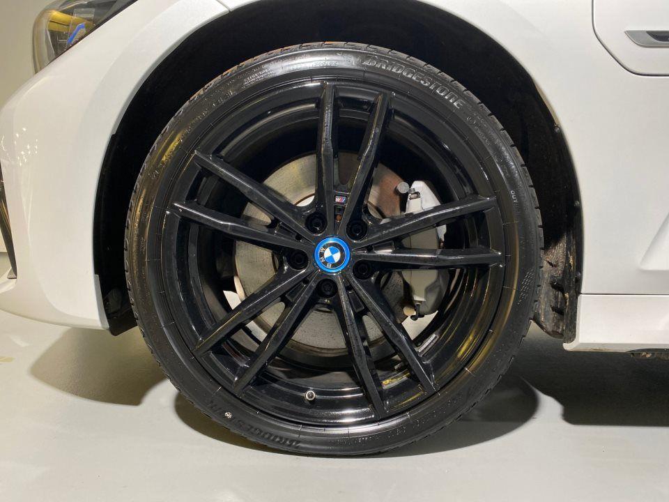 BMW 330 330e Touring