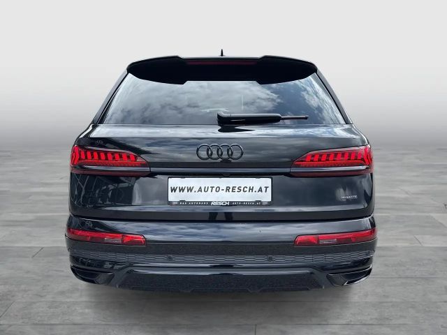 Audi Q7 50 TDI Quattro S-Line