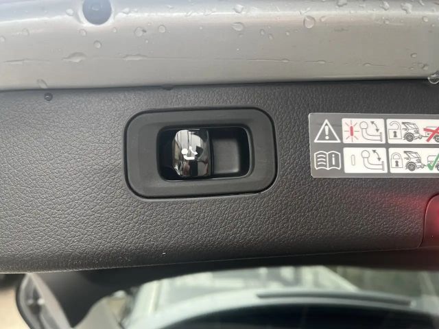 Mercedes-Benz C 180 AVANTGARDE Estate