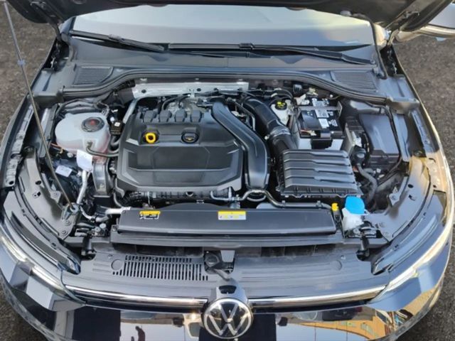 Volkswagen Golf 1.5 TSI Golf VIII Style