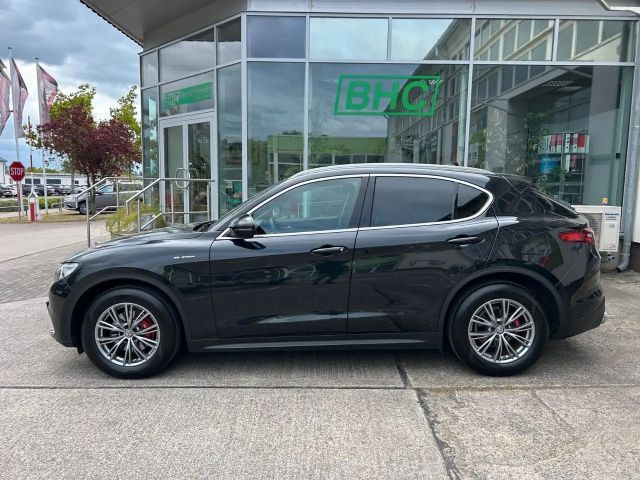 Alfa Romeo Stelvio Q4 Super