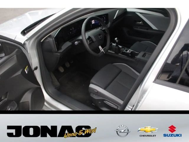 Opel Astra 1.2 Turbo Enjoy Sports Tourer