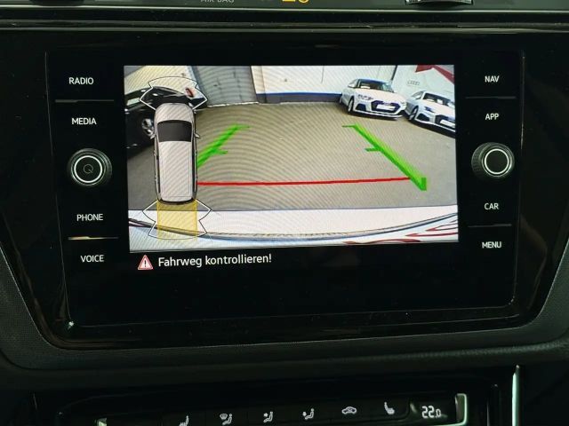 Volkswagen Touran 1.5 TSI DSG R-Line