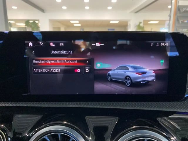 Mercedes-Benz CLA 200 AMG Line Coupé