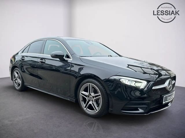 Mercedes-Benz A 200 A 200 d AMG Line