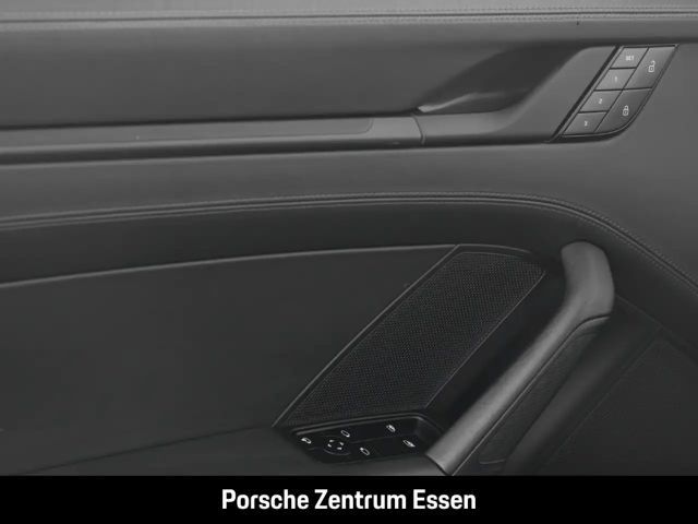 Porsche 992 Carrera Coupé GTS