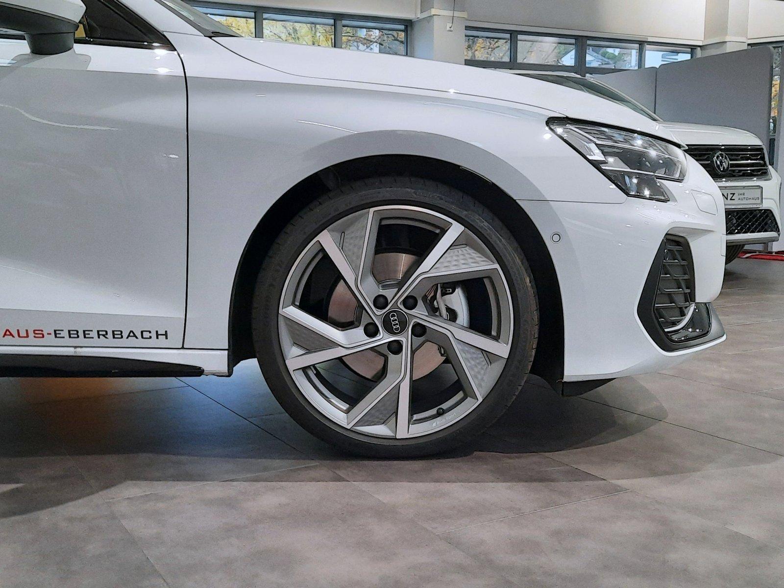 Audi A3 S-Line S-Tronic Sedan Sportback