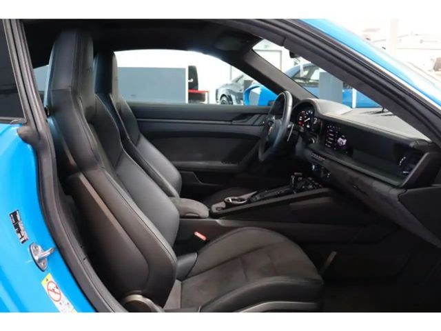 Porsche 911 Carrera Coupé GTS