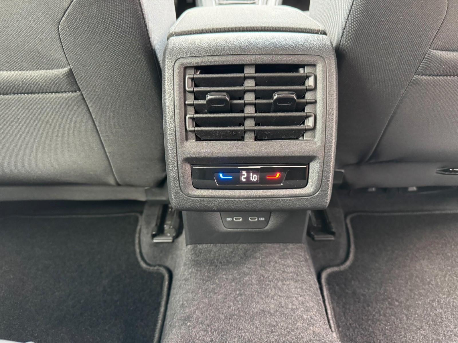 Volkswagen Golf 1.5 TSI Golf VIII Life