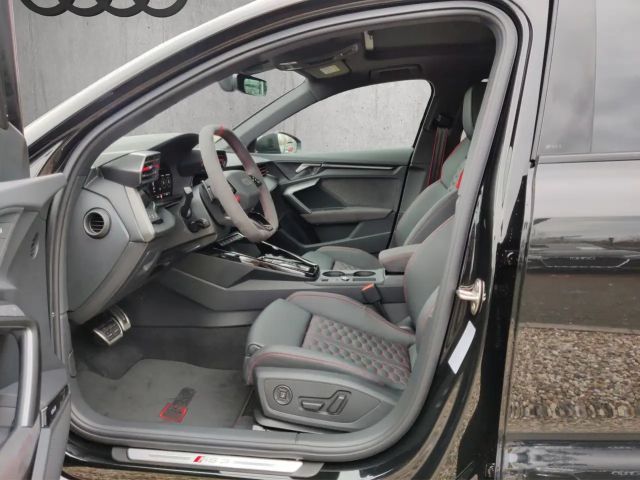 Audi RS3 Quattro S-Tronic Sedan