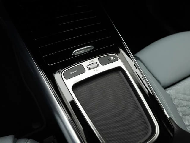 Mercedes-Benz GLA 180 Progressive