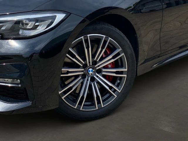 BMW 330 330i M-Sport Touring xDrive