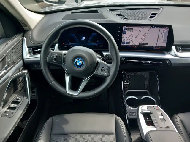 BMW iX1 xDrive30