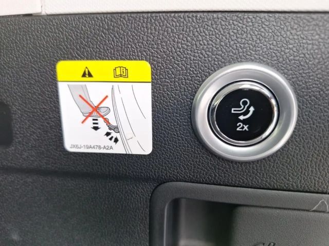 Ford Focus Cool & Connect Wagon